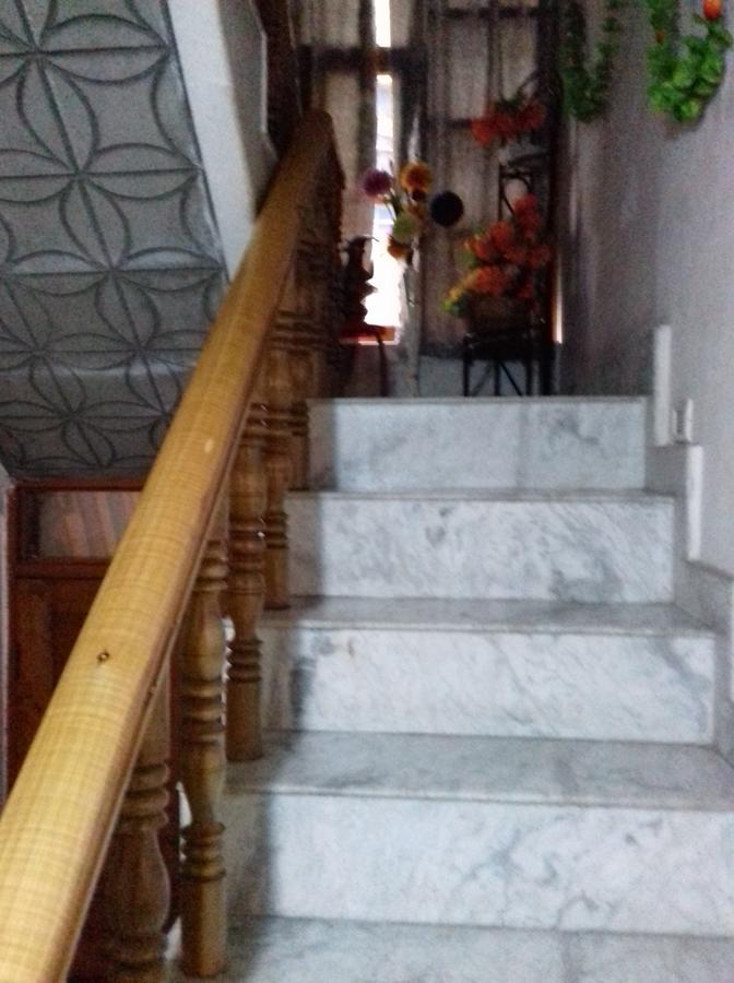 My Guest House Σριναγκάρ Εξωτερικό φωτογραφία
